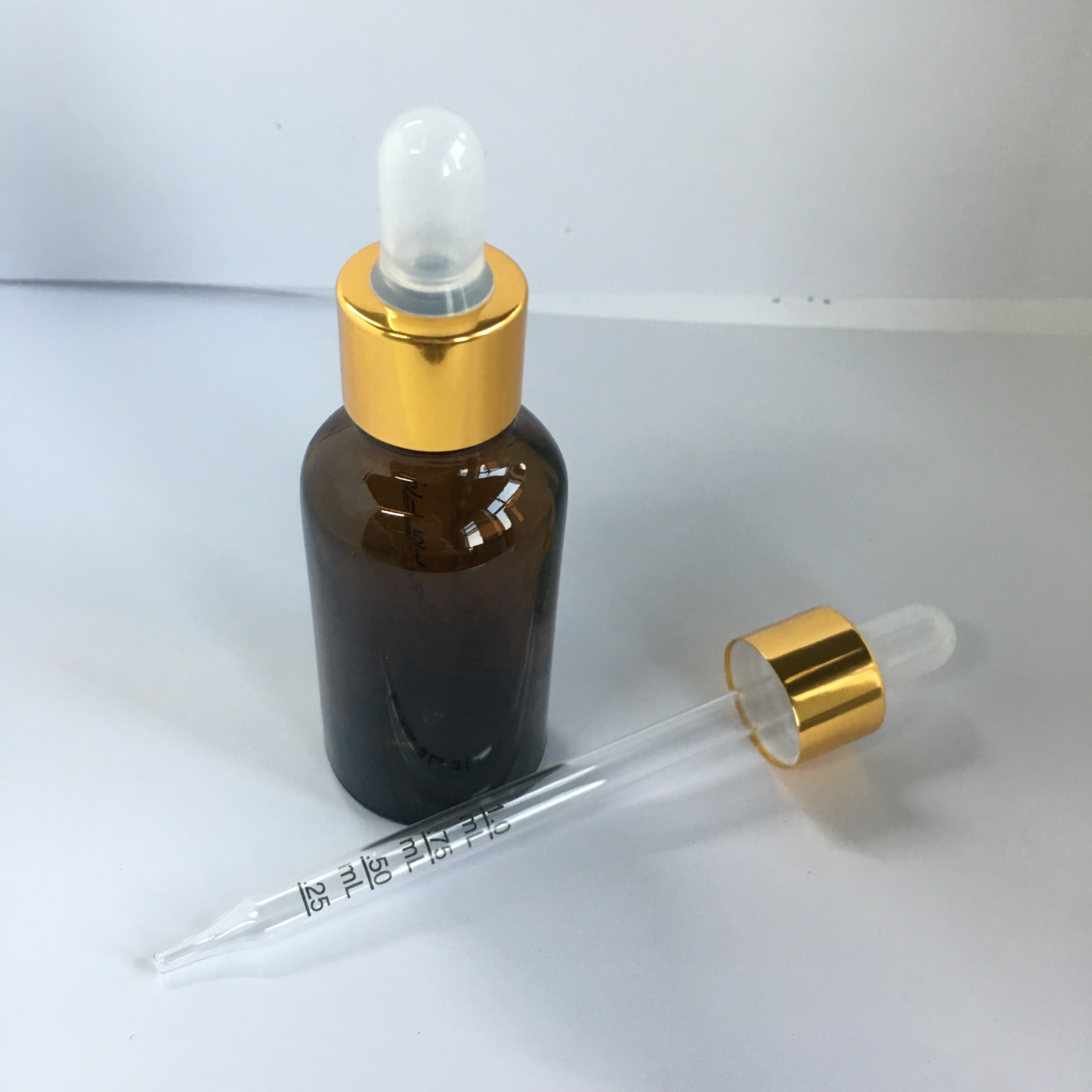Dropper 50ml Essential Oil Glass Bottle and Gold Cap with Clear Rubber Teat Glass or Silicone Screen Printing Personal Care