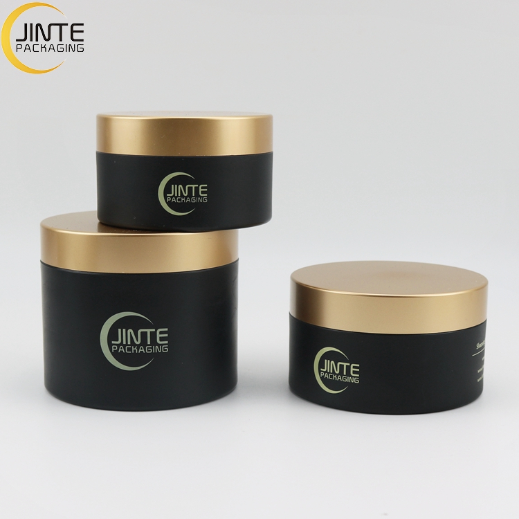 Eco Friendly Cosmetic Containers Black Shin Care Jars Cosmetic PETG Jars With Matte Gold Lid