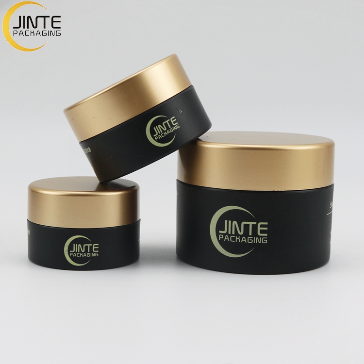 Eco Friendly Cosmetic Containers Black Shin Care Jars Cosmetic PETG Jars With Matte Gold Lid