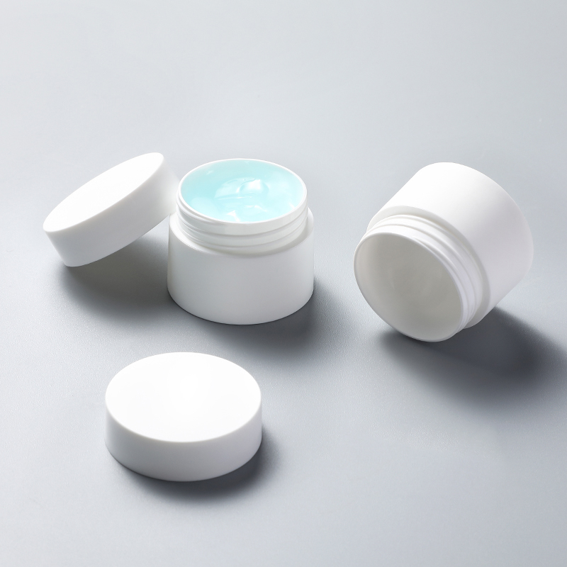 Eco Friendly Round White Plastic PP Frosted 30g 1oz Cosmetic Packaging Jar with Gasket