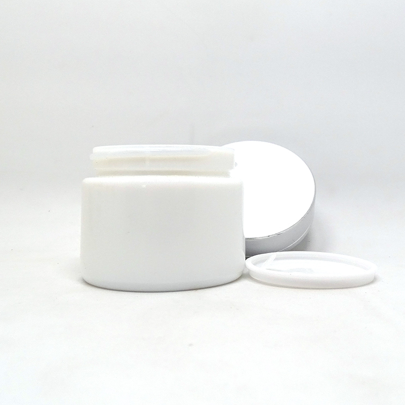 Eco-friendly 20g 30g 50g 100g Flat Cream Cosmetic Container Frosted Round Glass Cream Jar White porcelain Jar for Skincare