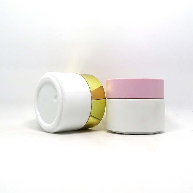 Eco-friendly 20g 30g 50g 100g Flat Cream Cosmetic Container Frosted Round Glass Cream Jar White porcelain Jar for Skincare