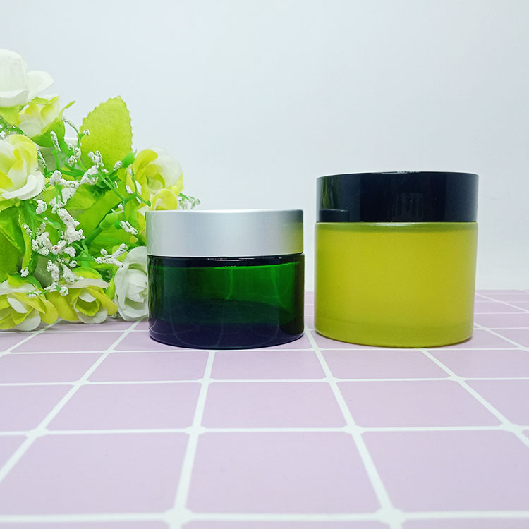 Eco- friendly 30g 50g 60g amber and green Cream Jar Containers with aluminum lid and black plastic lid For Cosmetics