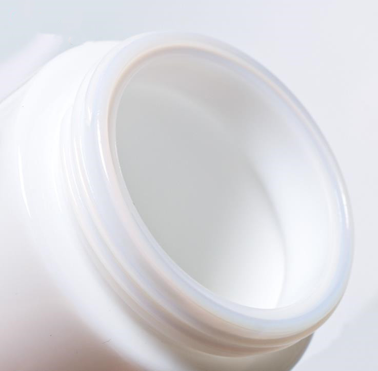 Eco-friendly White Glass Bottle Plastic Cosmetic Cream Jar Container 20g 50g