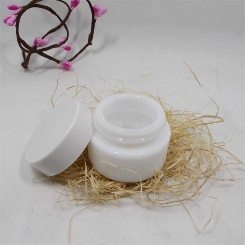 Eco-friendly ceramic cream jar with lid for cosmetics emballage cosmetic