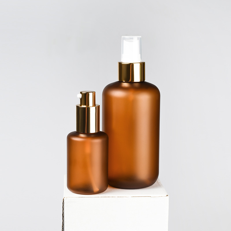 Eco-friendly cosmetic PET 30ml 60ml 120ml 250ml 500ml lotion frosted amber bottle with bamboo caps pump cap