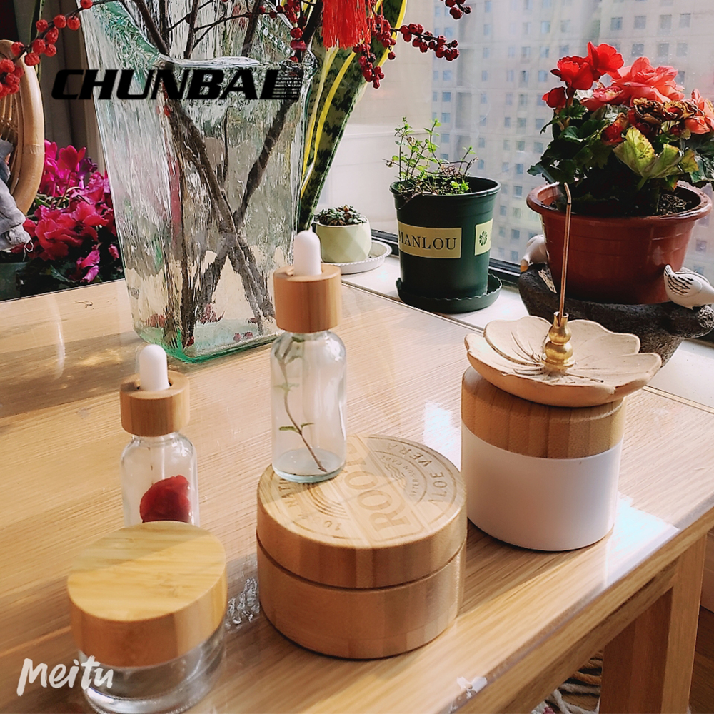 Eco-friendly cosmetic packaging glass jar with bamboo lid