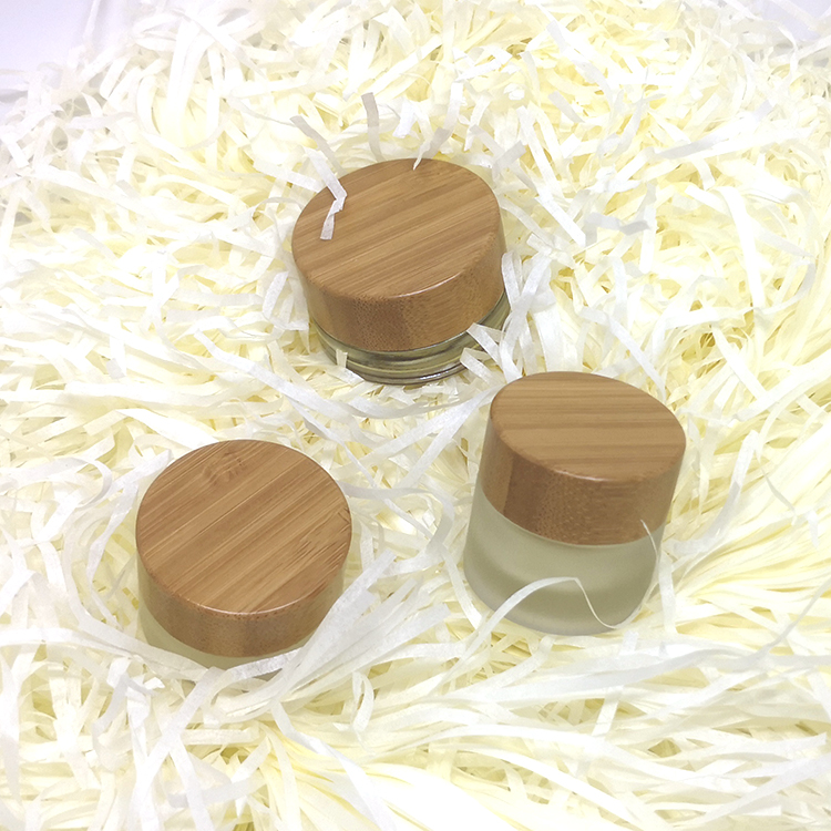 Eco friendly eye cream packaging clear straight wall small round bamboo glass jar 5g with bamboo lids