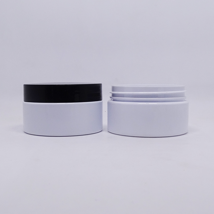 Eco friendly refillable skin care butter container 100ml white PET jar plastic cosmetics for clay mask