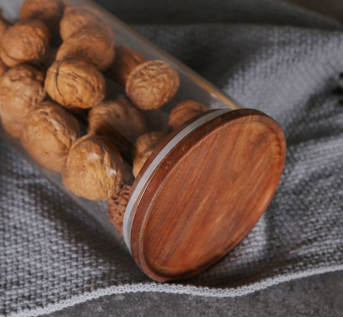 Eco friendly wholesale glass jars with wood lid