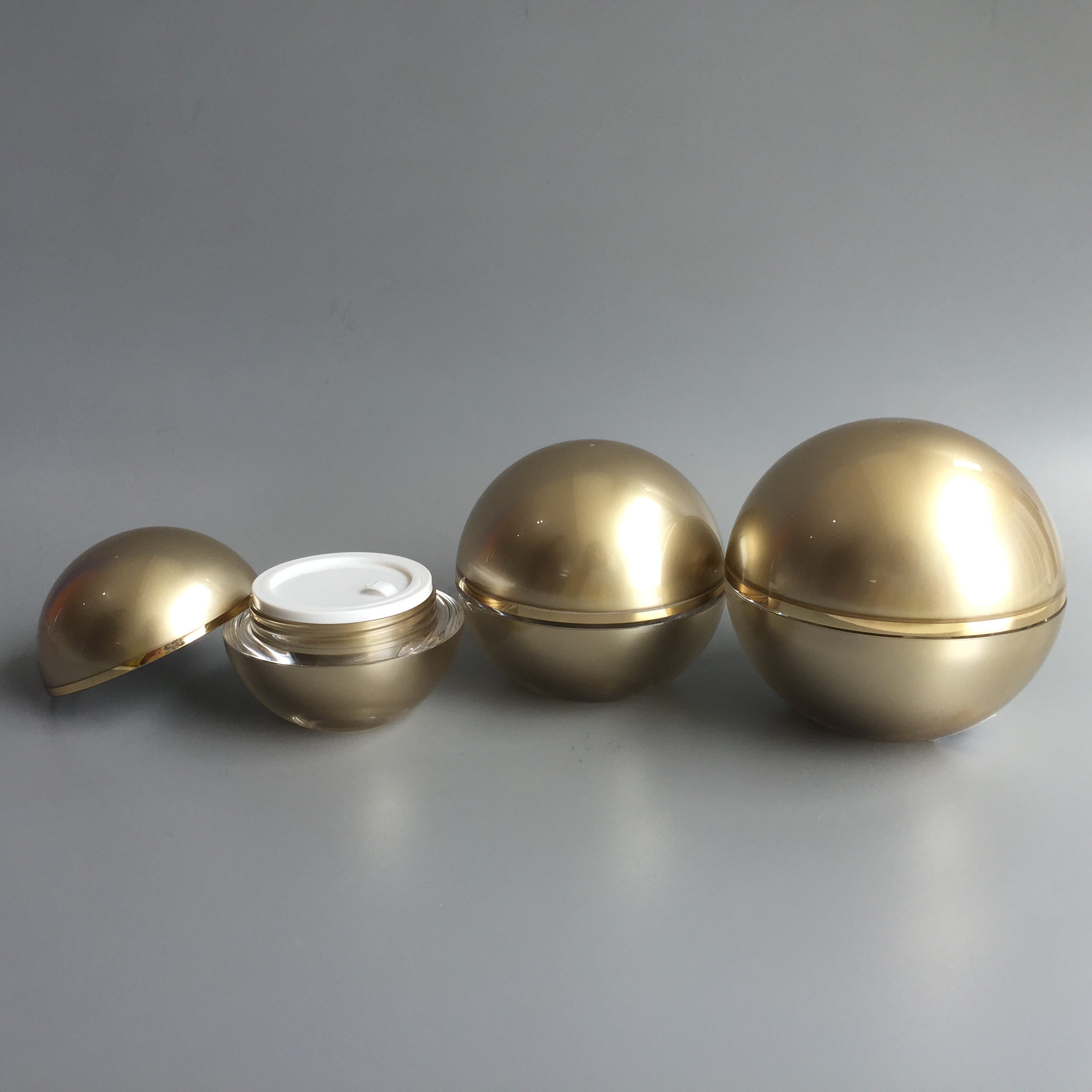 Elegant 30g 50g acrylic luxury cosmetic ball jar