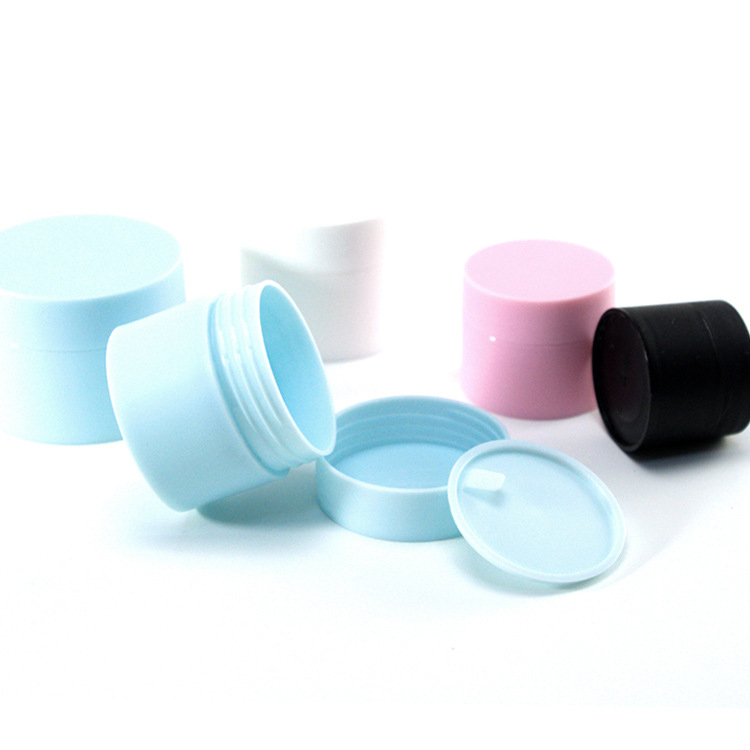 Elegant PP Cosmetic Jars Fancy Double Walled Cosmetic Containers plastic cream Jars Luxury Plastic Jars with colored lids