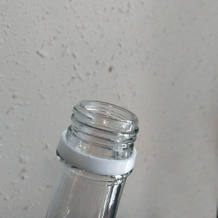 Empty 150ml Clear Glass Hot Sauce Bottle 5 oz Woozy With 28 Opening Tamper Evident Cap Shrink Band