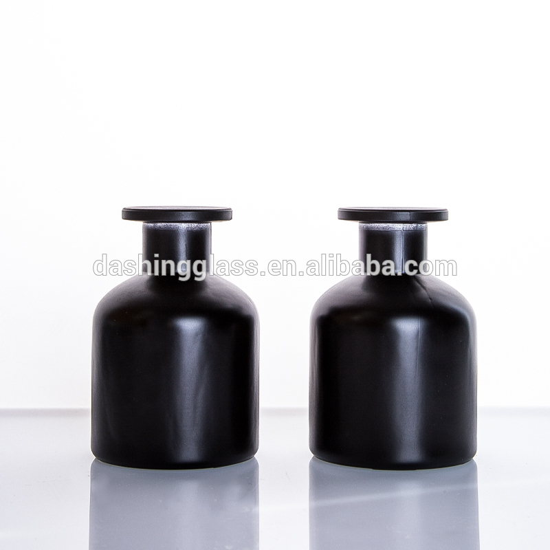 Empty 150ml Matte Black Glass Diffuser Bottle Essential Oil Diffuser Bottle