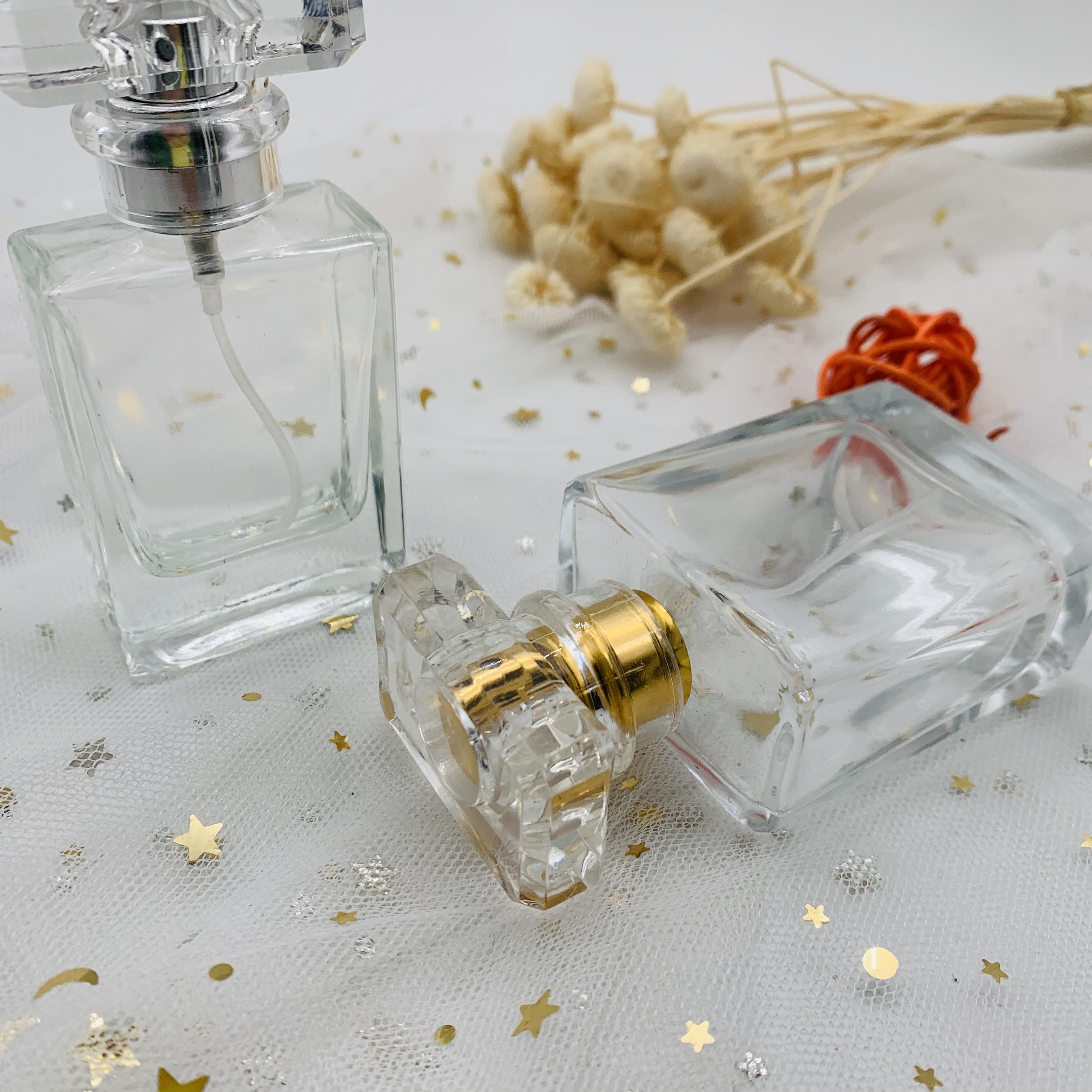 Empty 30Ml 50Ml Square Glass Perfume Spray Bottle With Aluminium Atomizer