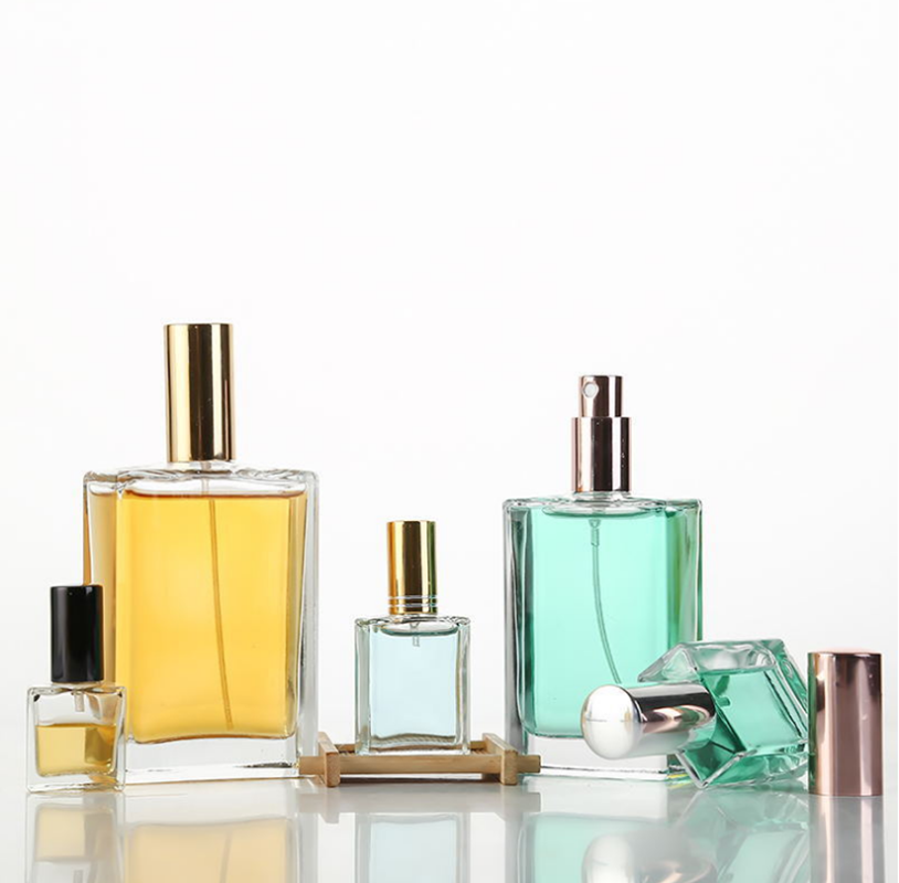 Empty 30ml 50ml 100ml flat square perfume spray bottle glass cosmetic containers empty glass bottle with spray mist cap