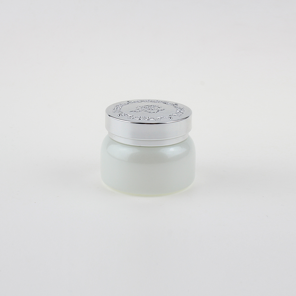 Empty 30ml 50ml gallon green clear large glass cosmetic jars with metal lid