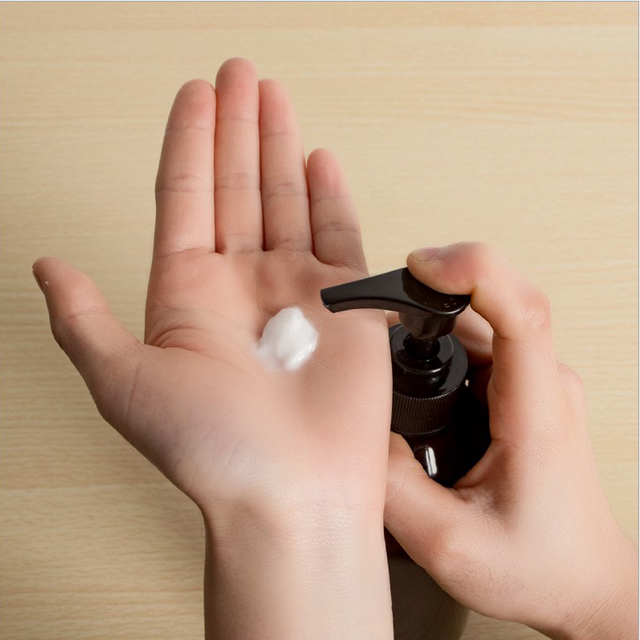 Empty Black Plastic Foam Pump Bottles Shampoo Pump Lotion Bottle Cosmetic Packaging 100 Ml 150 Ml 200 Ml Skin Care Cream Pet