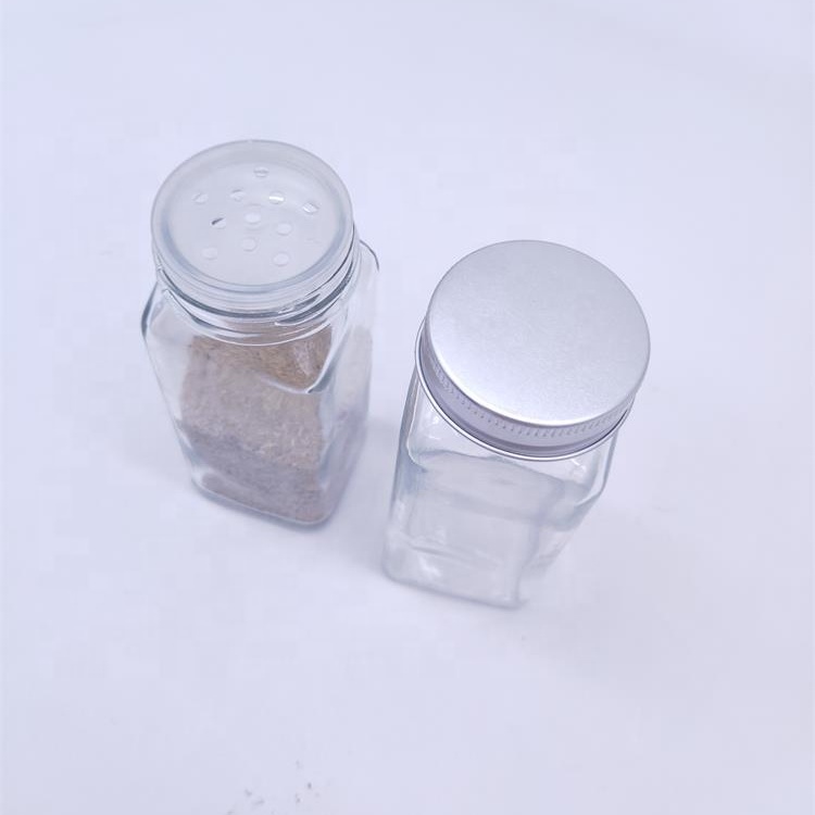 Empty Clear 120ml Square Pepper Glass Bottle 4oz Spice Jar With 8-Hole Shaker And Pour Tab With Screw Metal Lid