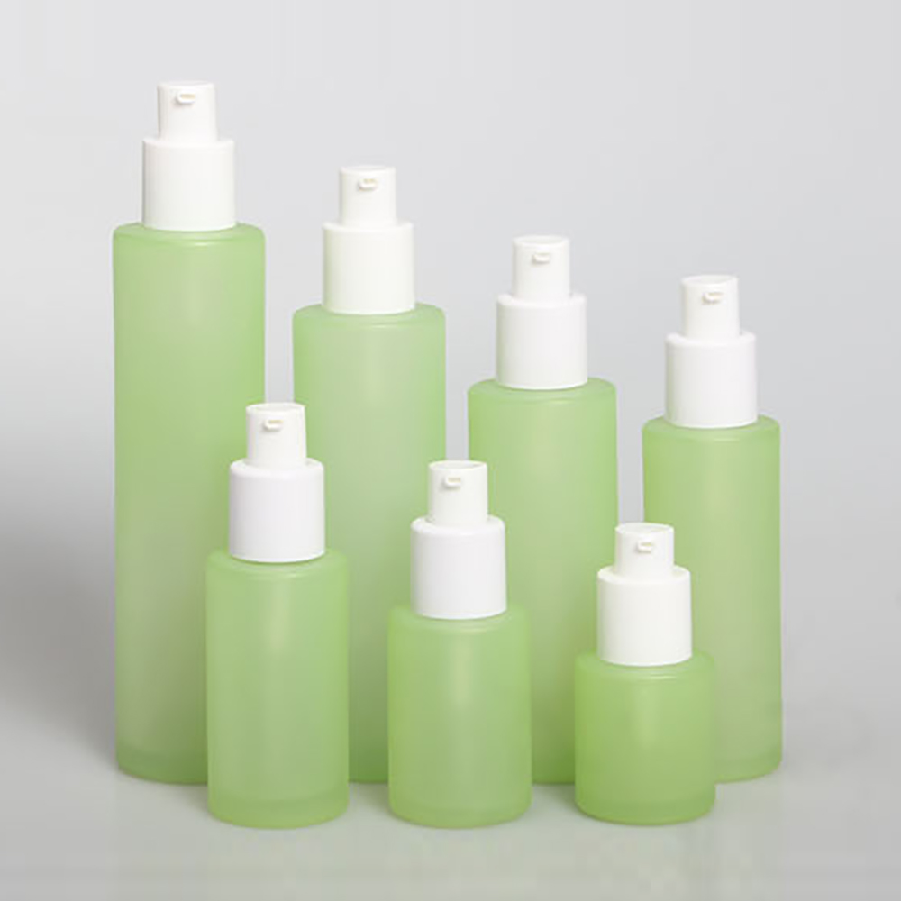 Empty Cosmetic 30ml 40ml 60ml 100ml 200ml matte clear flat shoulder glass cylinder serum bottle with white lotion pump