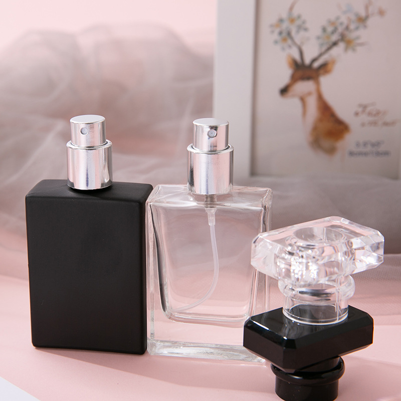 Empty Cosmetic 30ml Clear&Matte Black Flat Square Refillable Perfume Glass Bottles with Aluminum Pump Sprayer Wholesale