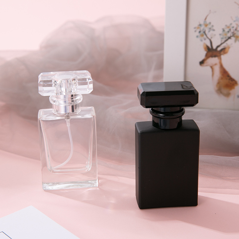 Empty Cosmetic 30ml Clear&Matte Black Flat Square Refillable Perfume Glass Bottles with Aluminum Pump Sprayer Wholesale