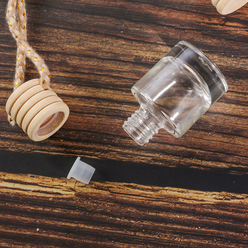 Empty Custom Round Air Freshener Glass Bottles 5ml Refillable Car Hanging Glass Bottle for Car Diffuser Use