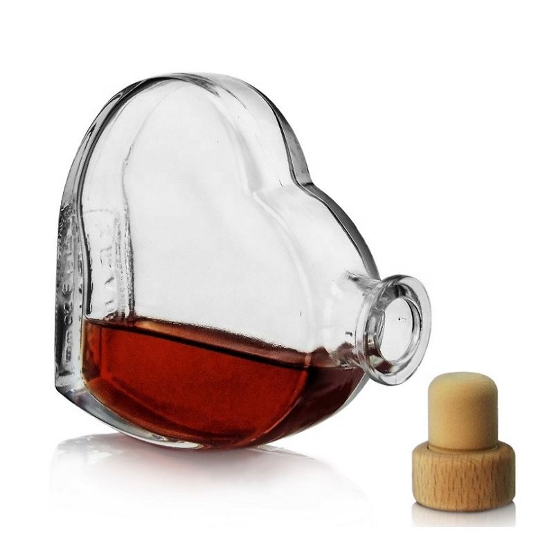 Empty Fancy Heart Shape Flat 250ml Glass Whisky Alcohol Fruit Ice Glass Wine Bottle With Cork Top Or Screw Lid