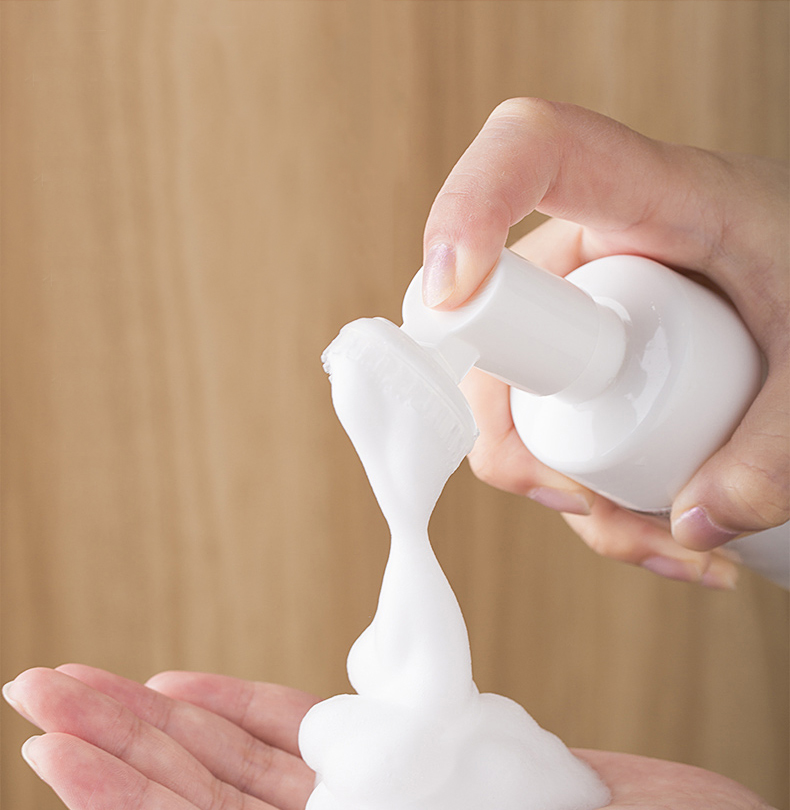 Empty Foam Pump Dispenser Bottles Cosmetic Foaming Bottle for liquids soaps and cleaners 150ml