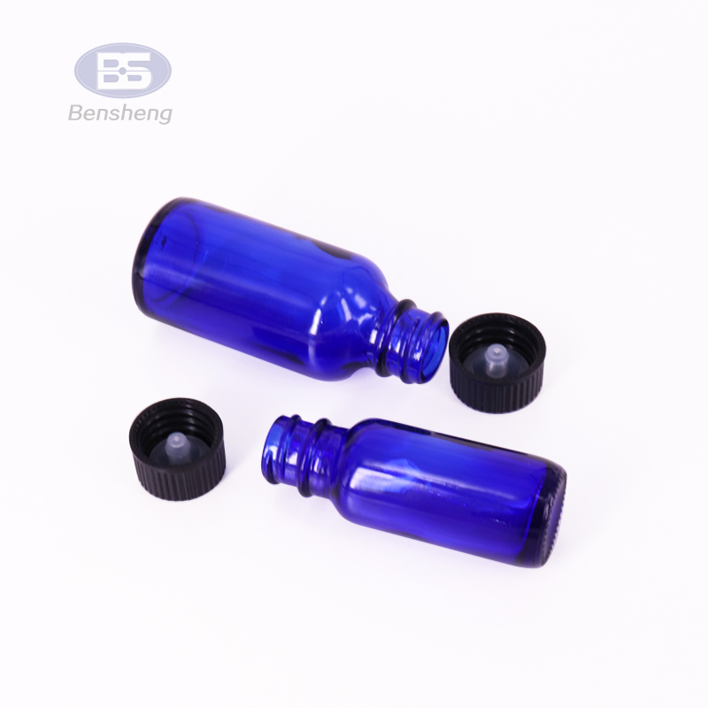Empty Matte blue frosted glass bottles for packaging essential oil with screw black silver aluminum cap