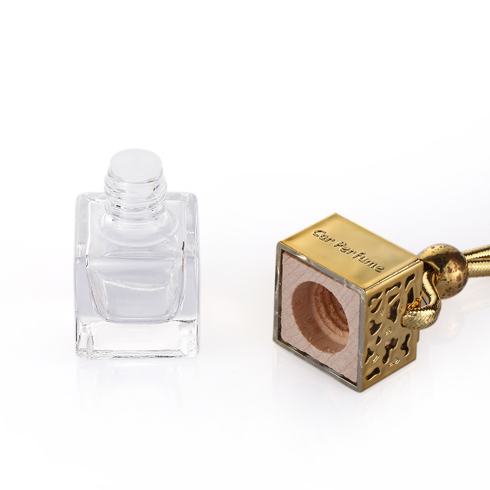 Empty Mini Car Vent Perfume Glass Bottle With Hanging Rope Car Perfume Hanging Diffuser Of Wooden Cap Perfume Bottle