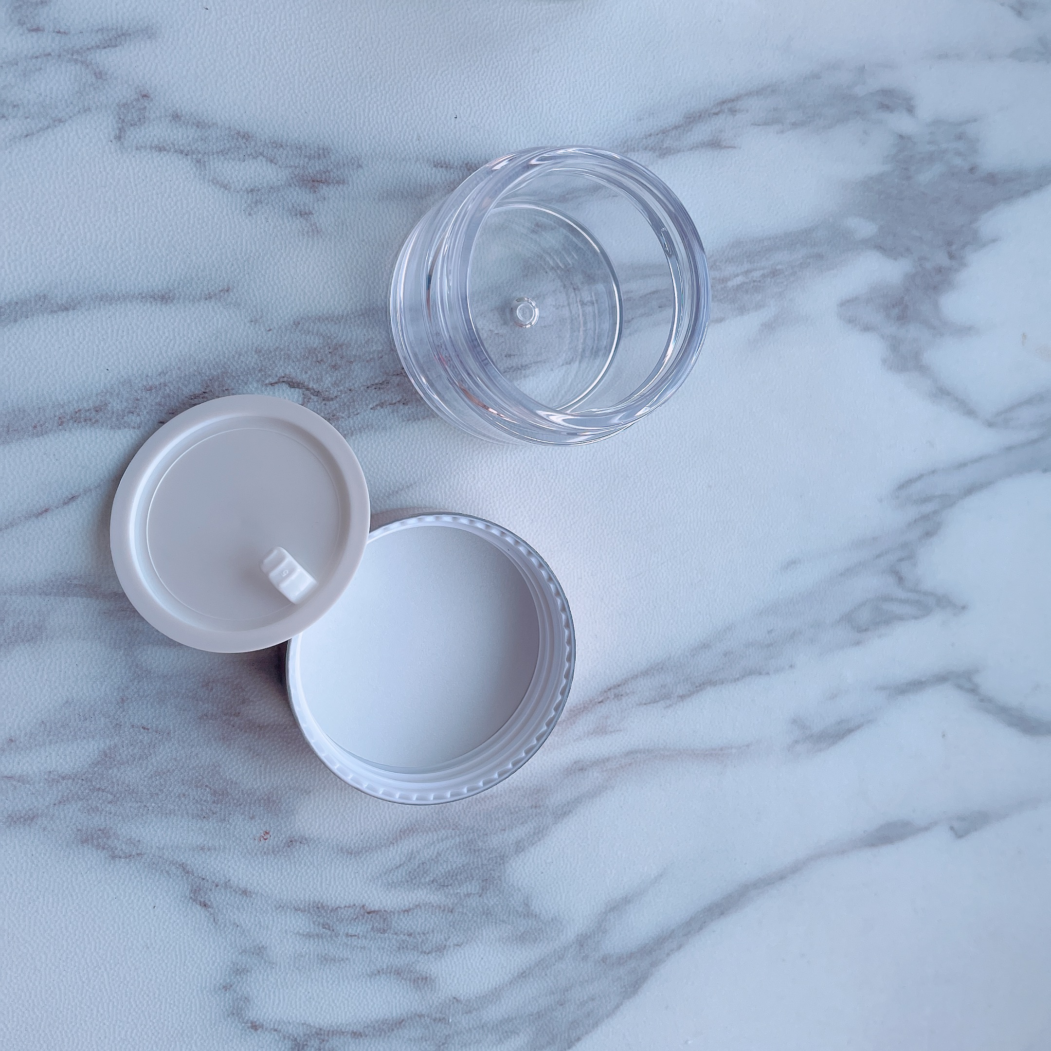 Empty Private Label Custom Logo Glass Jars Rose Gold Lids Bottle Cosmetic Containers