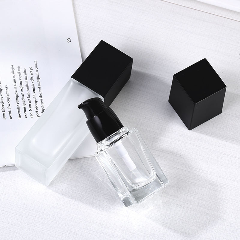 Empty Square 30ml Liquid Foundation Cosmetic Packaging Clear Frosted Luxury Pump Glass Bottle