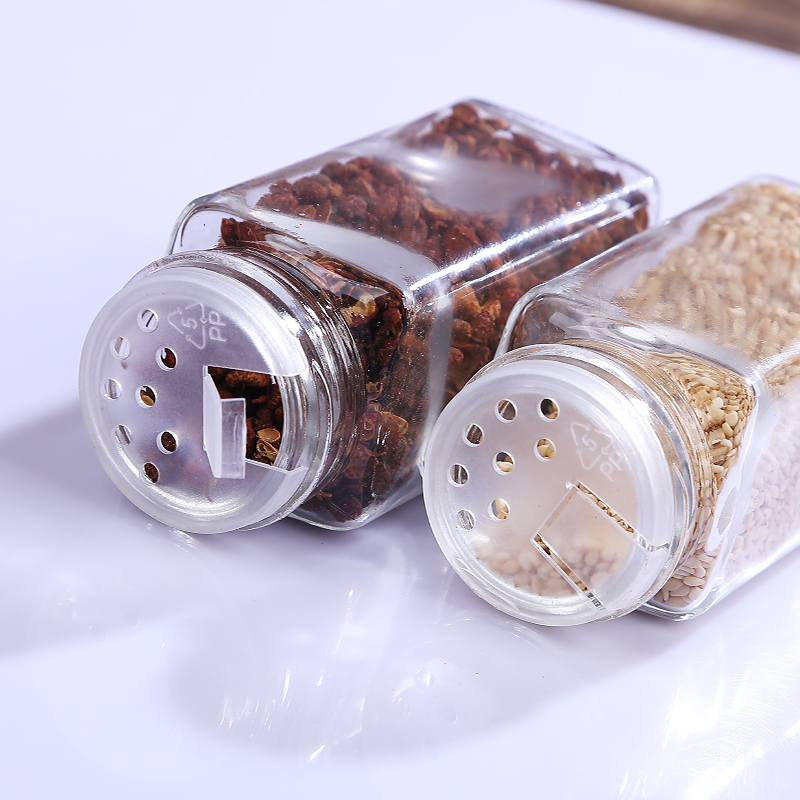 Empty Square Pepper Glass Bottle 4oz 120ml Spice Seasoning Packaging Jar With Shaker With Screw Lid