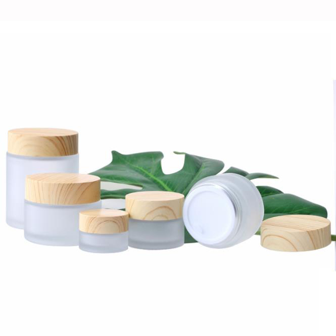 Empty cosmetic 100g frosted square cream glass jar with bamboo lid