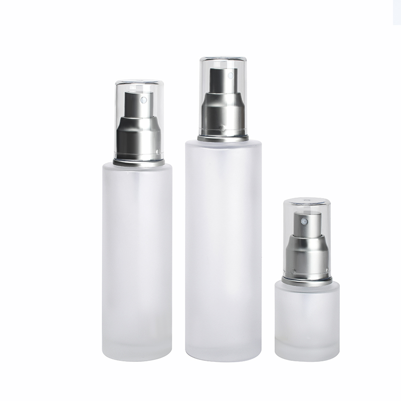 Empty flat shoulder 20ml 30ml 40ml 50ml 60ml 80ml 100ml 120ml frosted clear glass bottle with aluminum pump sprayer