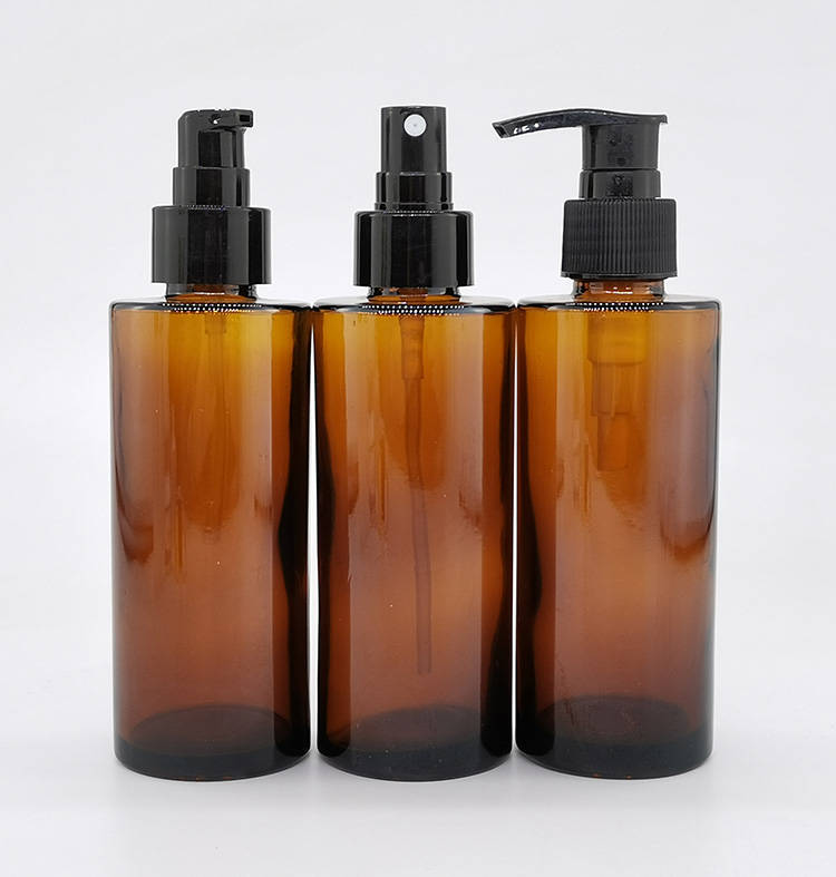 Empty flat shoulder mist spray serum pump bottle amber glass bottles with black pump