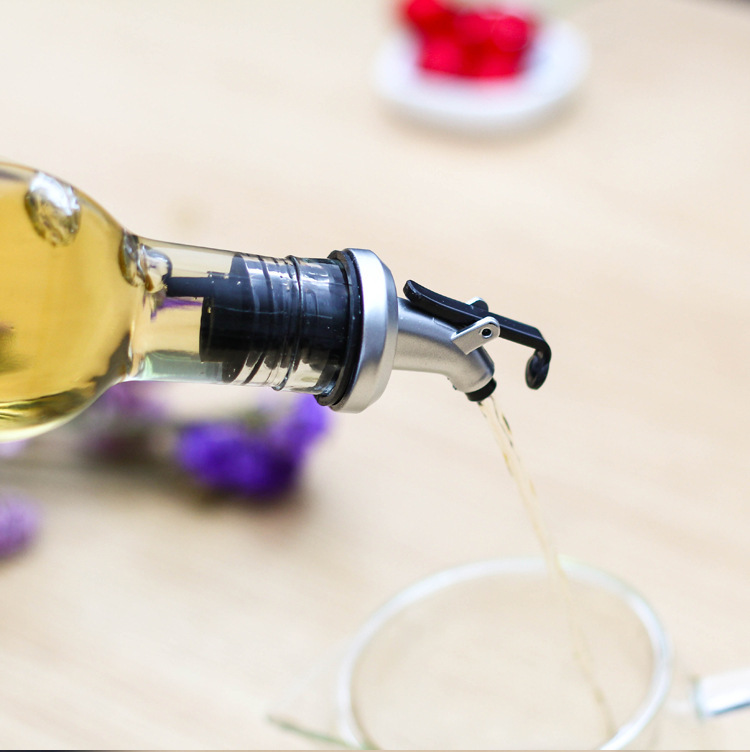 Empty luxury italian 250ml 500ml 750ml round square pure extra virgin olive oil bottle Glass bottles for home use