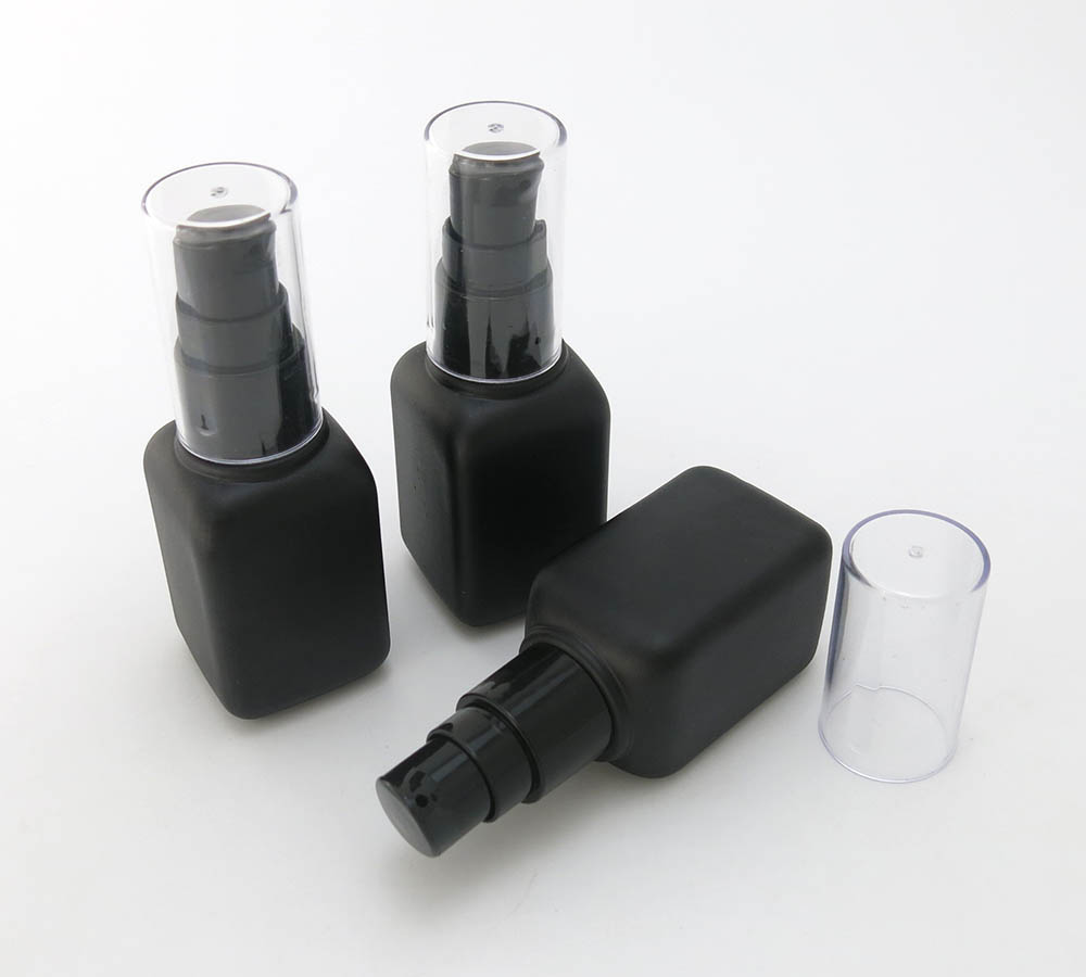 Empty matte black 30ml square cosmetic glass lotion bottles with lotion pump