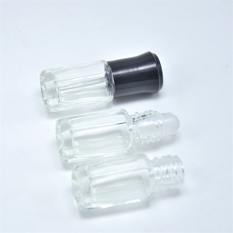 Empty octagonal glass bottle of attar perfume oil with glass roller bottle 3ml