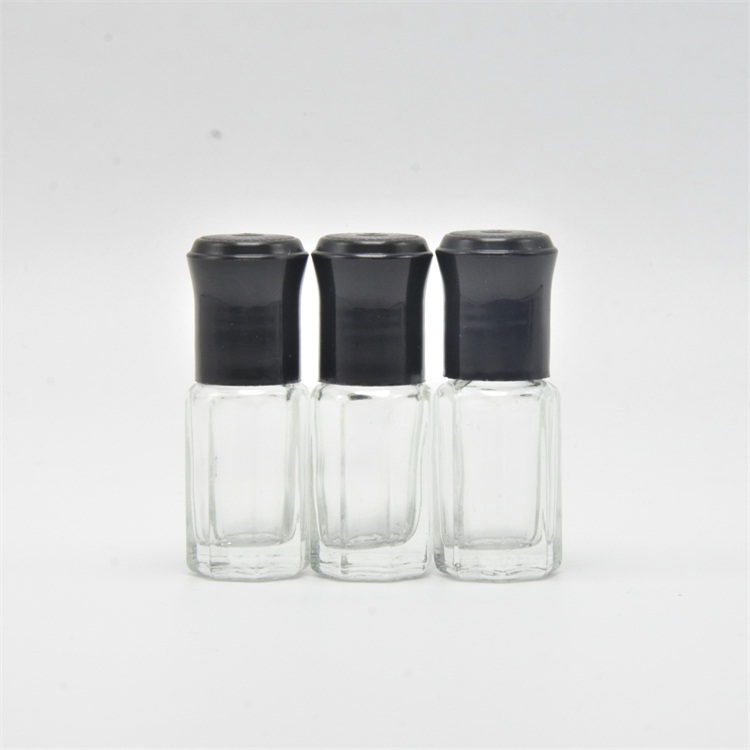 Empty octagonal glass bottle of attar perfume oil with glass roller bottle 3ml