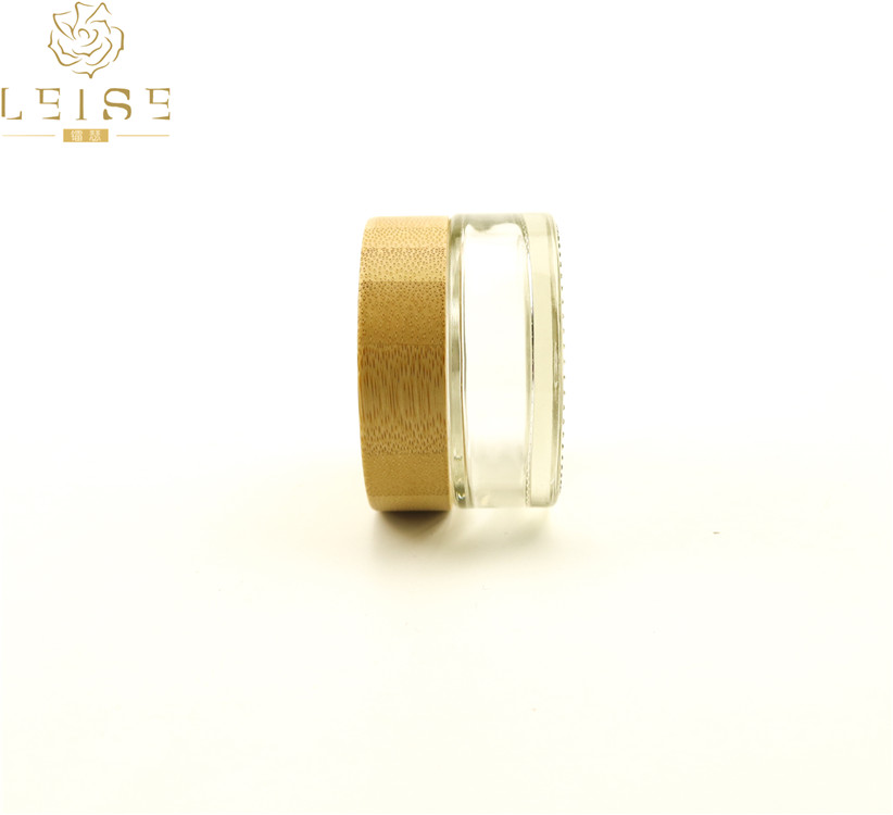 Empty recycled 15g, 30g, 50g, 100g Glass jar cosmetics packaging bamboo lid face cream container glass cream jar with bamboo cap