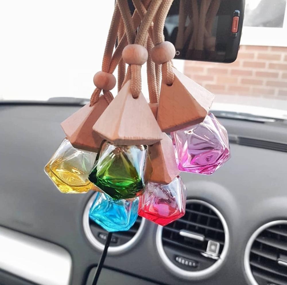 Empty refillable colorful good quality glass perfume bottle China manufacturers car fragrance reed diffuser perfume hang bottle