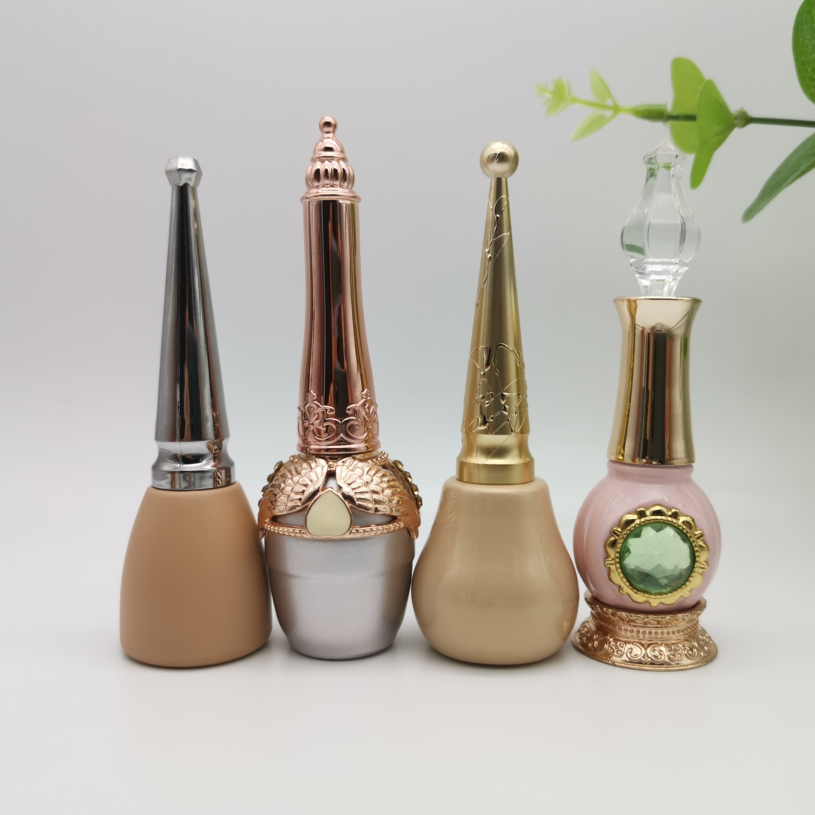 Empty round ball gold lid gel nail polish bottle 12ml with brush