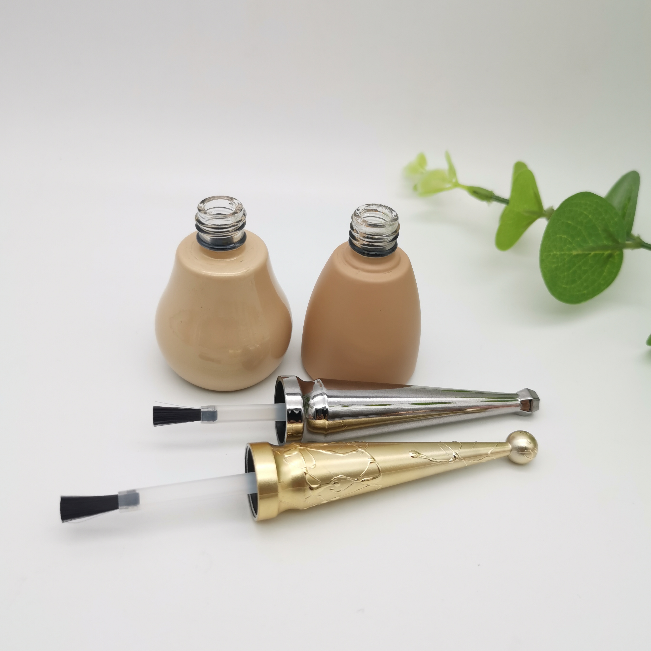 Empty round ball gold lid gel nail polish bottle 12ml with brush