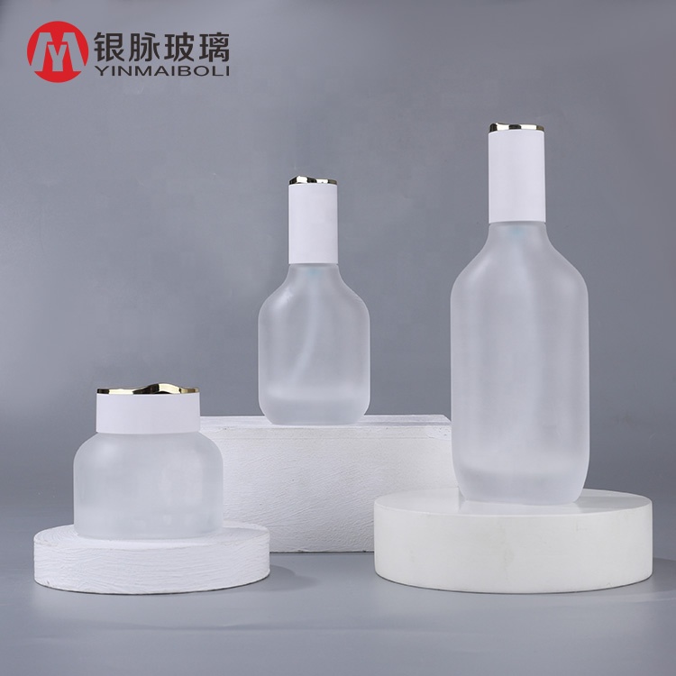 Empty sets clear frosted glass cream jar glass flat bottle for toner lotion cosmetic packaging