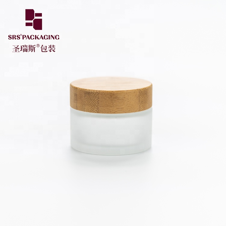 Empty wholesale cosmetic packaging natural 30g 50g glass jar with bamboo lid