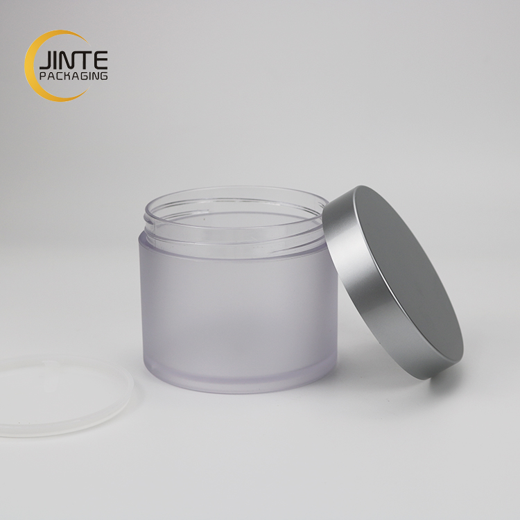 Environment friendly Empty cosmetic pot with painted gold cap silver cap clear jar packaging
