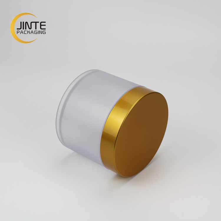 Environment friendly Empty cosmetic pot with painted gold cap silver cap clear jar packaging