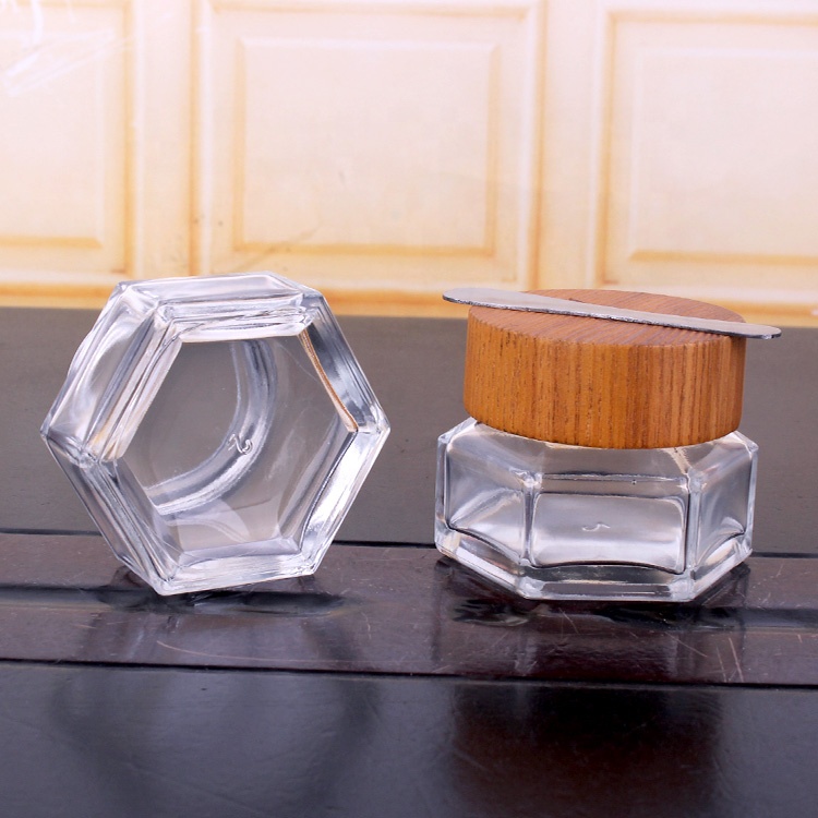 Environmental hexagonal 50ml clear glass cream packaging jars for cosmetics with spoon bamboo lid